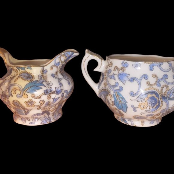 Vintage Lefton China mini Sugar Bowl + Creamer #2358 Hand Painted - Picture 2 of 6